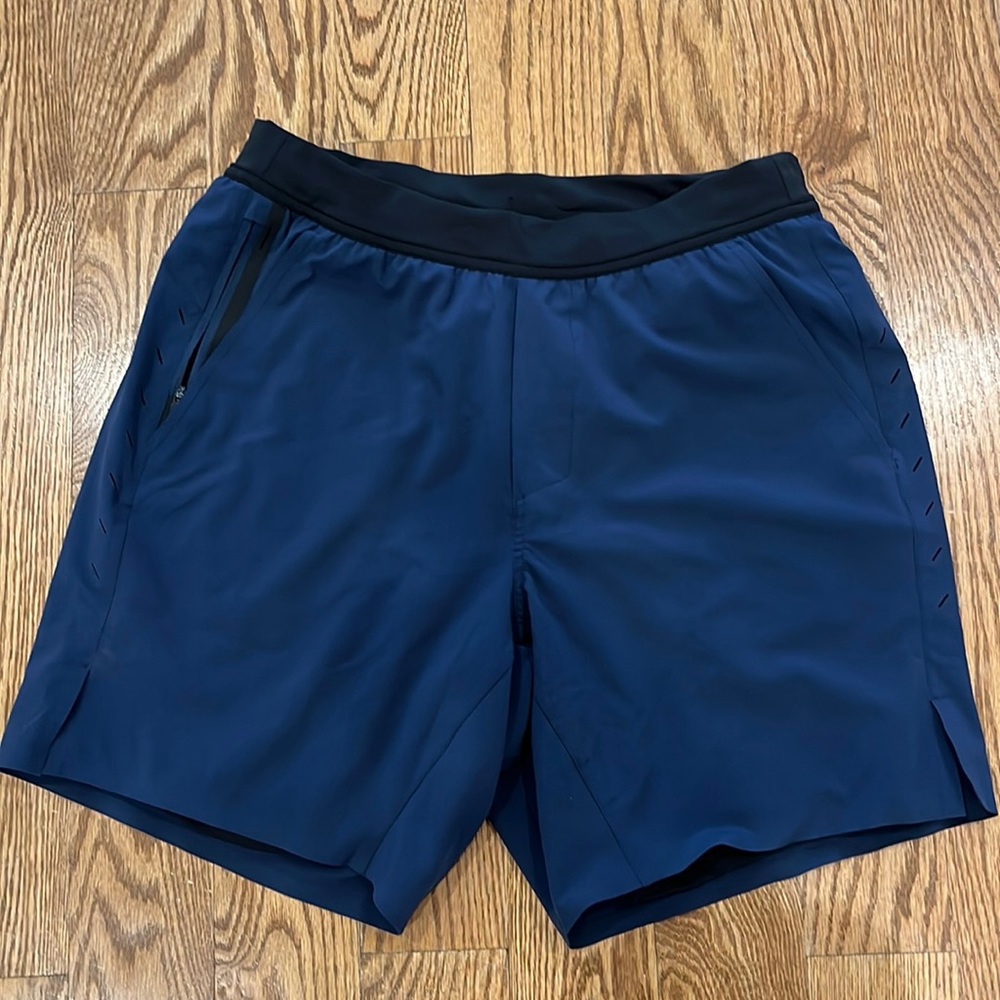 Ten Thousand Interval Short Small with Liner
